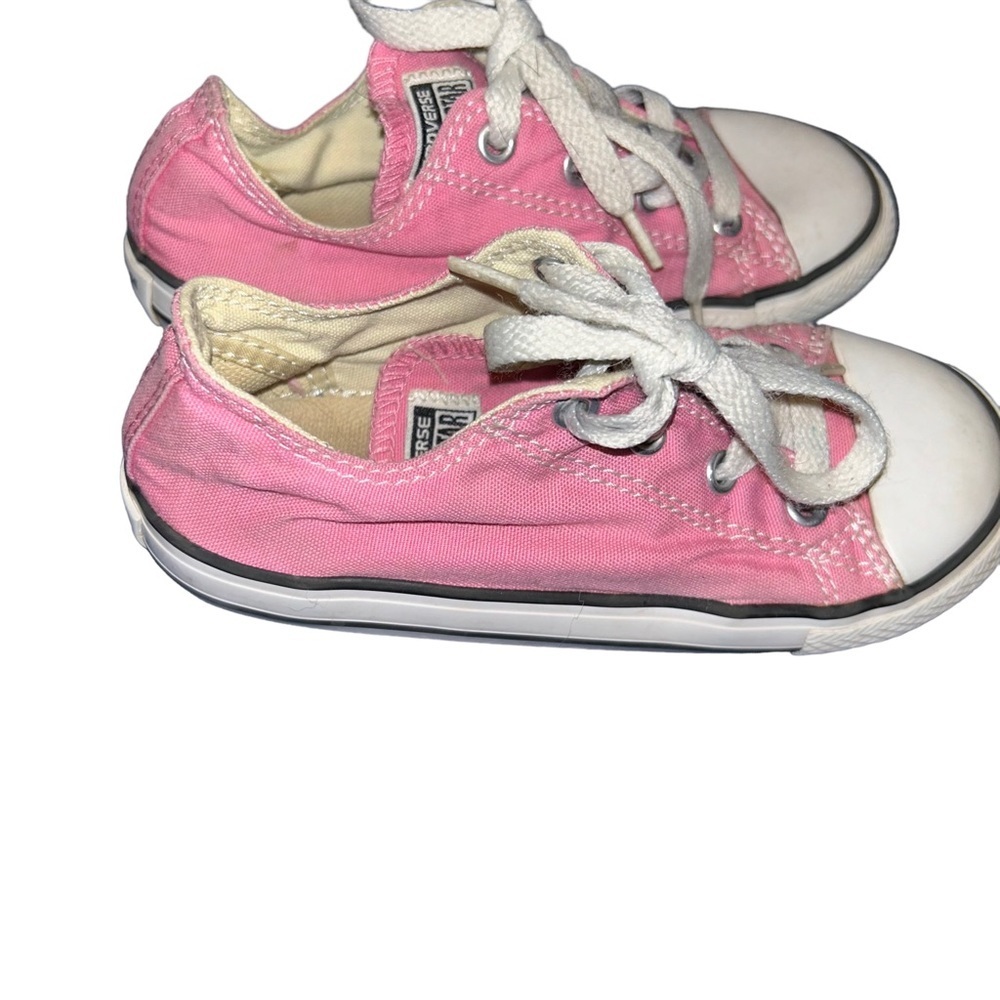 Girls converse all stars pink lo top sneakers size 10 kids child